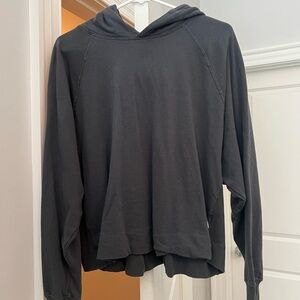 Vuori sweatshirt